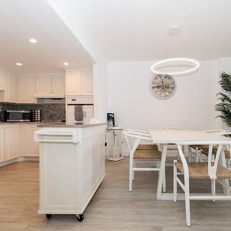 Stunning & Spacious Resort-Style Condo Across From Beach! Miami Beach Zewnętrze zdjęcie