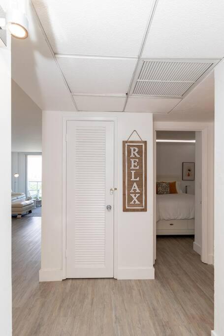 Stunning & Spacious Resort-Style Condo Across From Beach! Miami Beach Zewnętrze zdjęcie