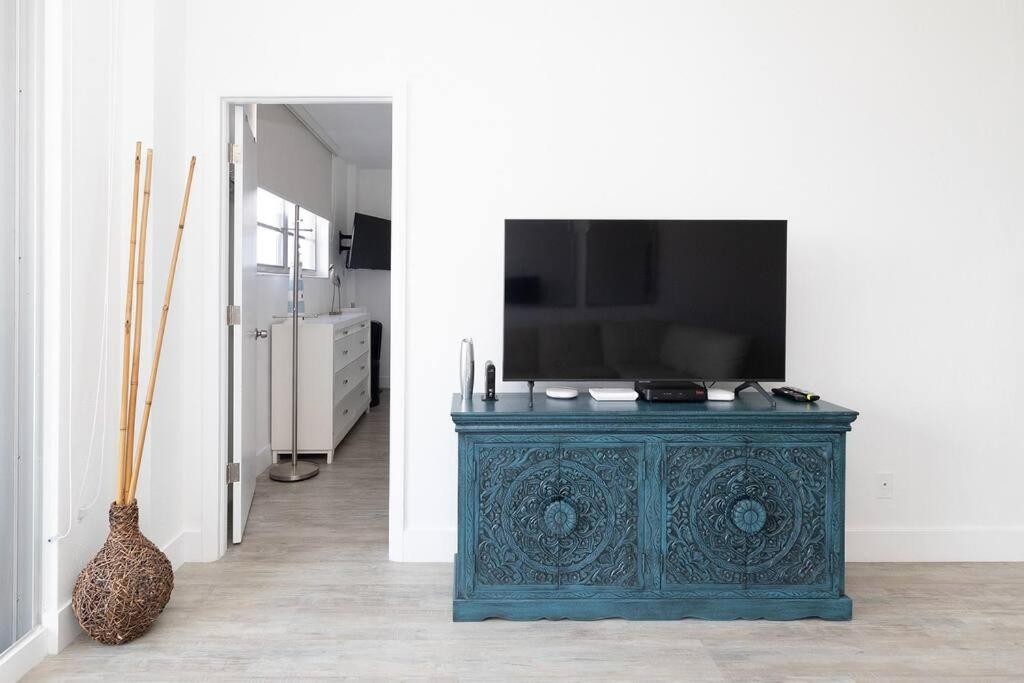 Stunning & Spacious Resort-Style Condo Across From Beach! Miami Beach Zewnętrze zdjęcie